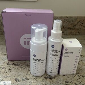 Unopened iRestore Red Light Therapy Skincare Bundle